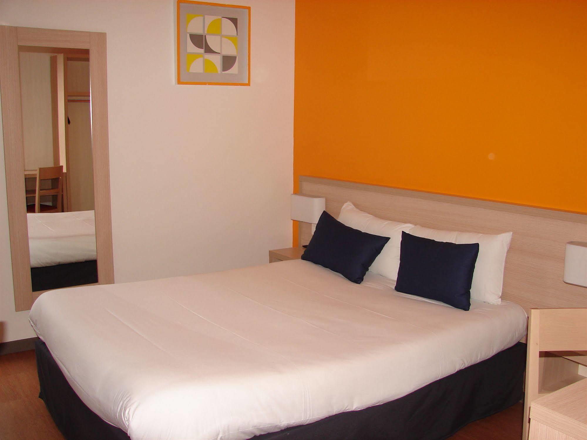 Budget Hotel Melun Sud - Dammarie Les Lys Luaran gambar